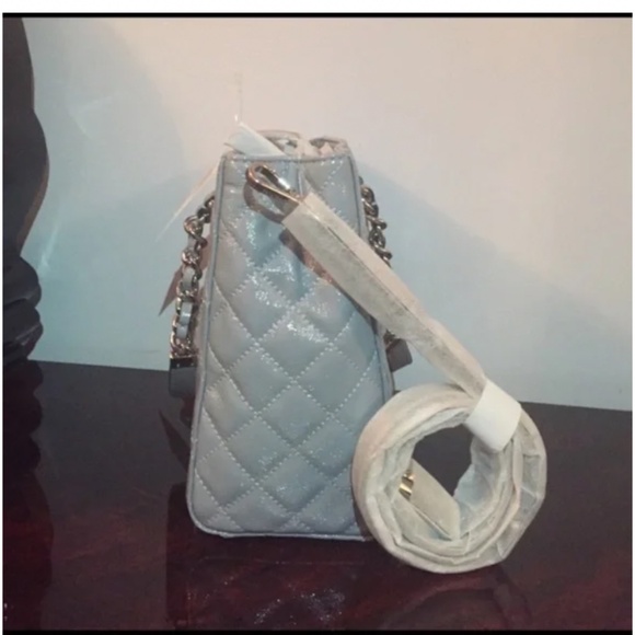 🪞 NEW MK patent leather quilted stitch small tote handbag by michael kors - Picture 2 of 2